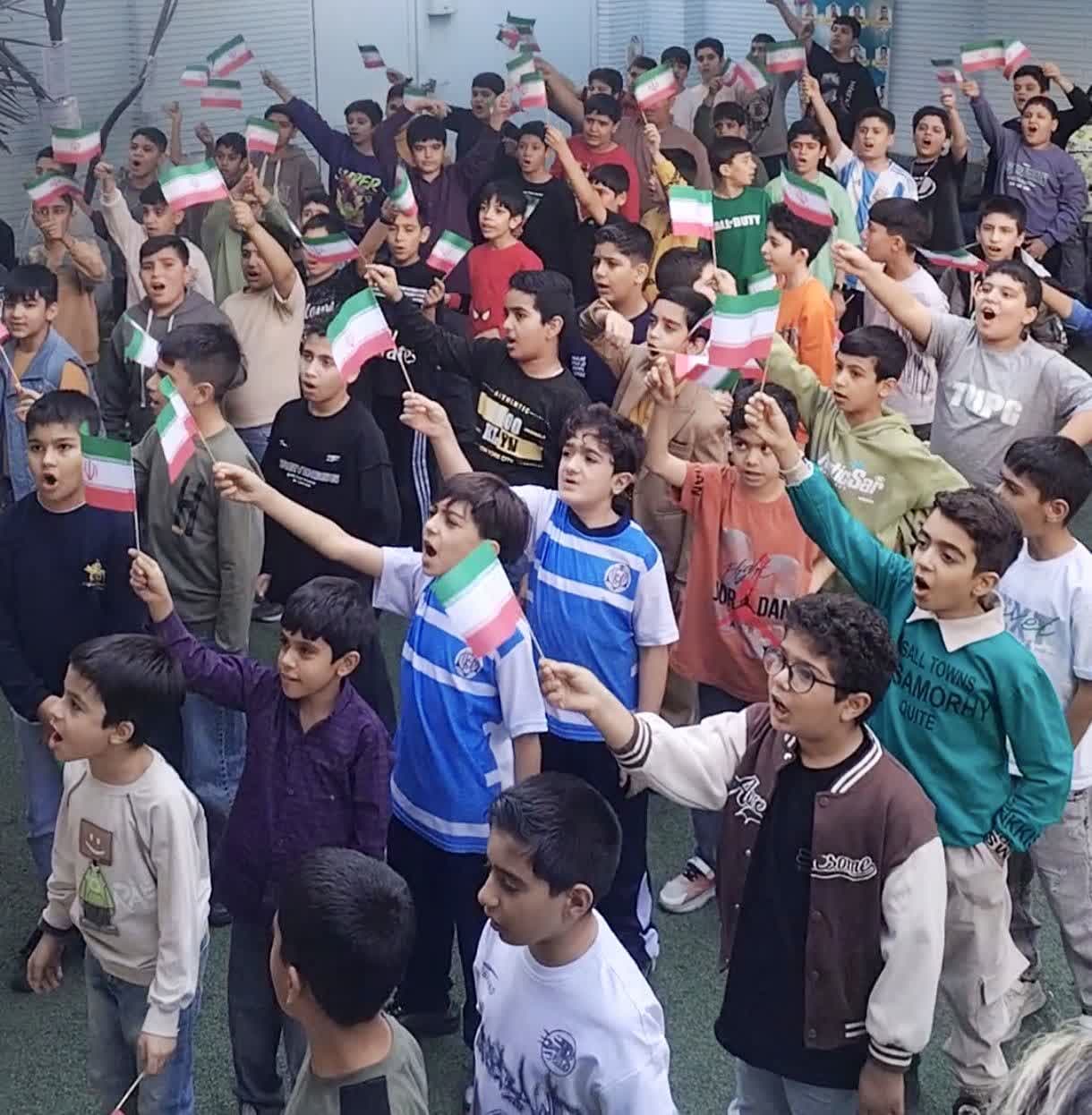 برگزاری جشن دانش آموز